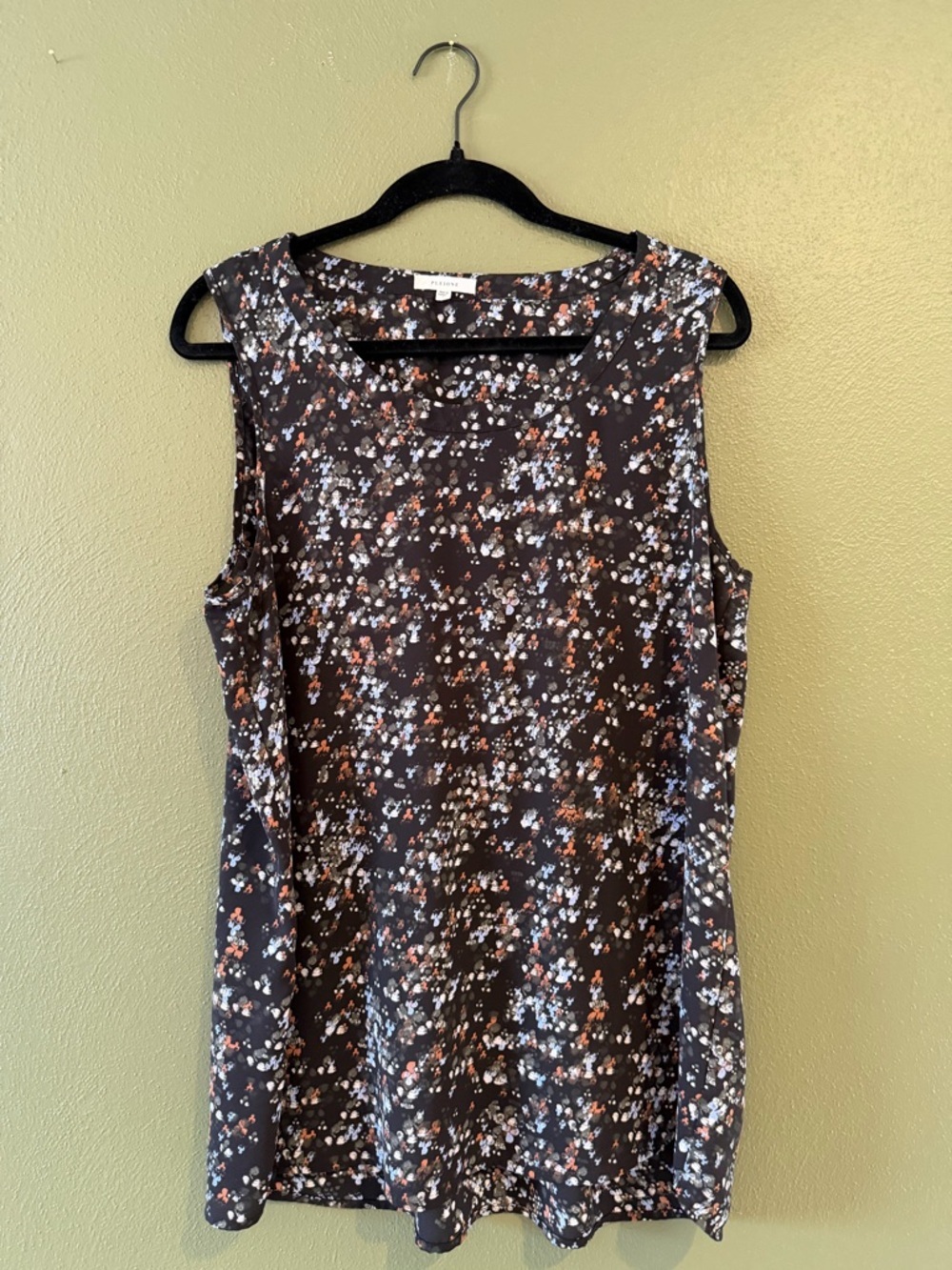 Pleione Black Sleeveless Floral Camisole with Coral & White Sprigs